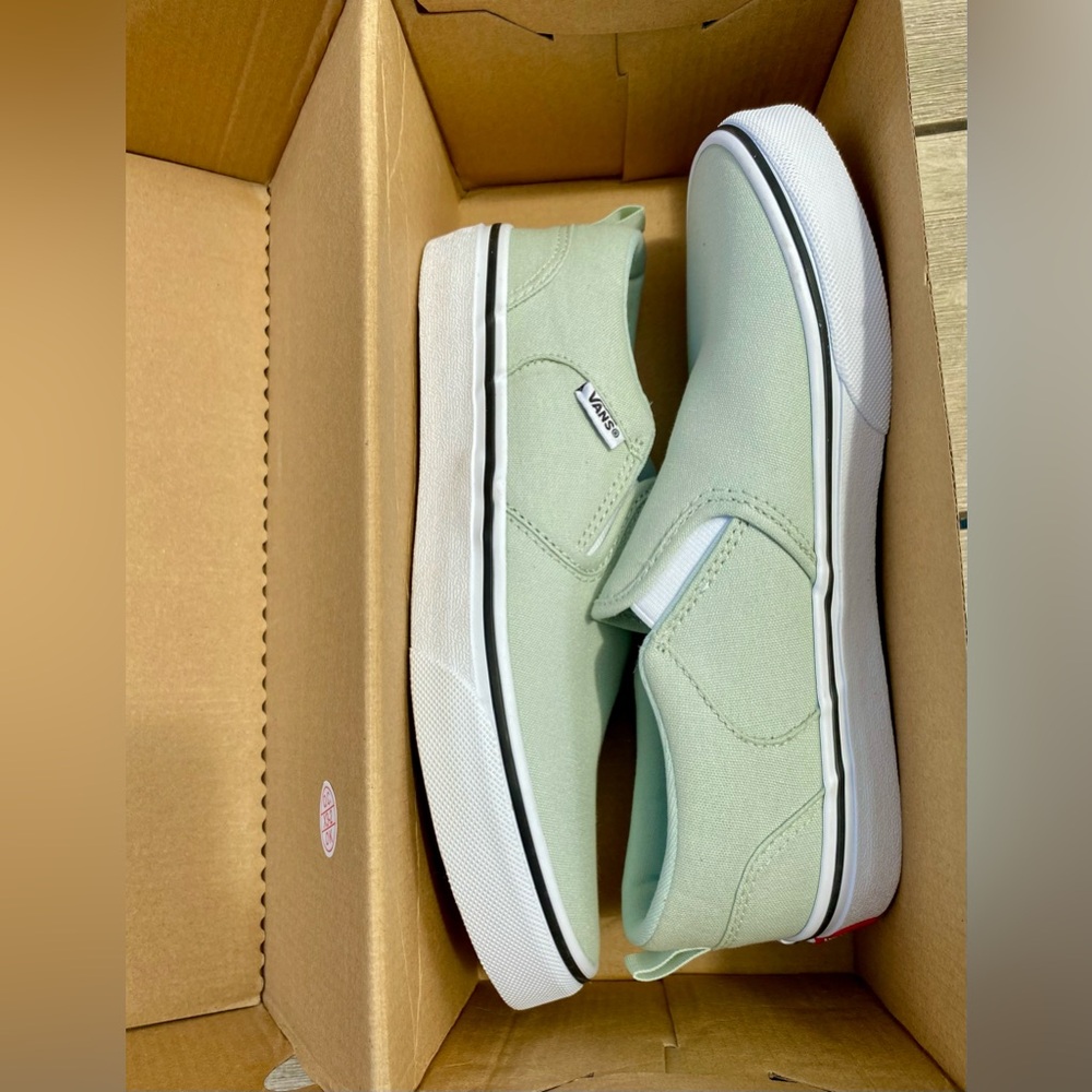 Vans Slip-On Sneakers Big Girl 5/Women 6.5 - Picture 2 of 6